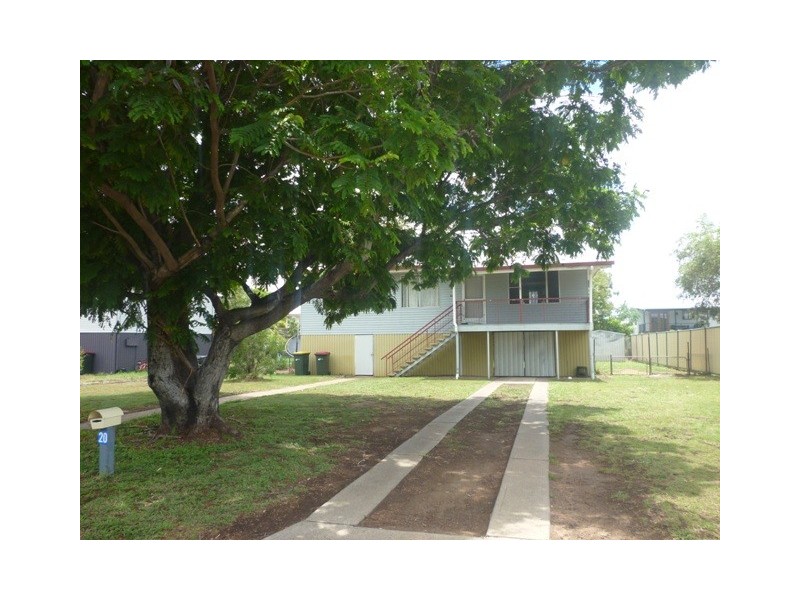 20 GUM STREET, Blackwater QLD 4717