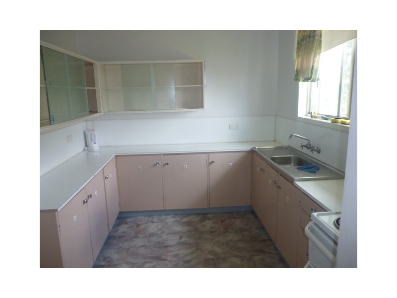 20 GUM STREET, Blackwater QLD 4717