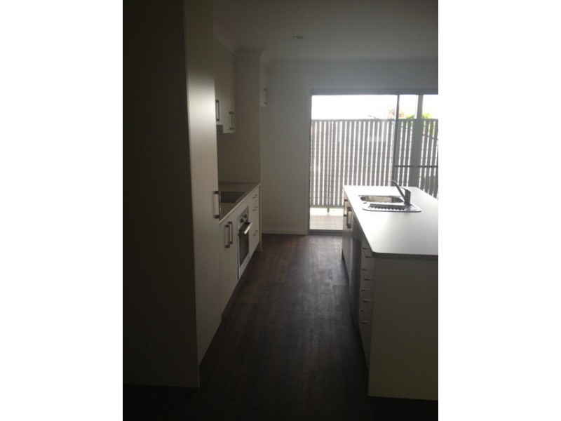 2/17-19 Sandalwood Street, Blackwater QLD 4717