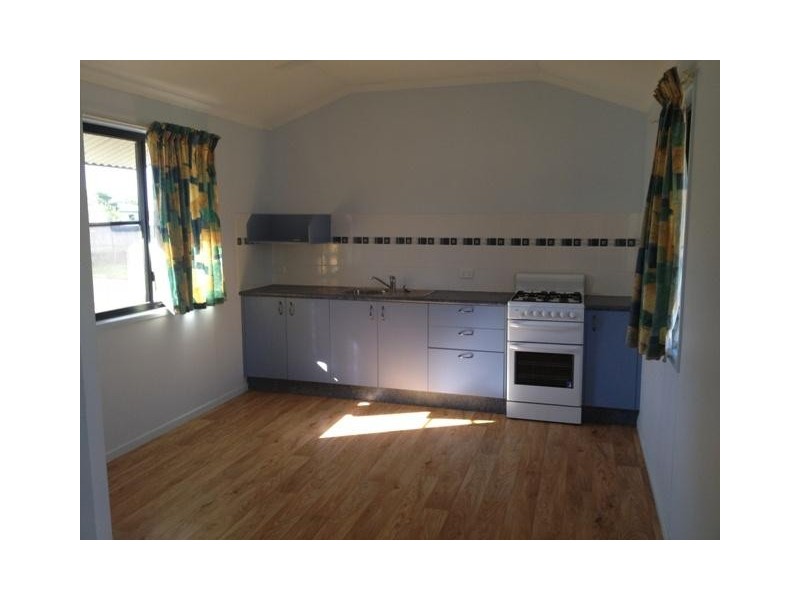 8 Pandanus Street, Blackwater QLD 4717