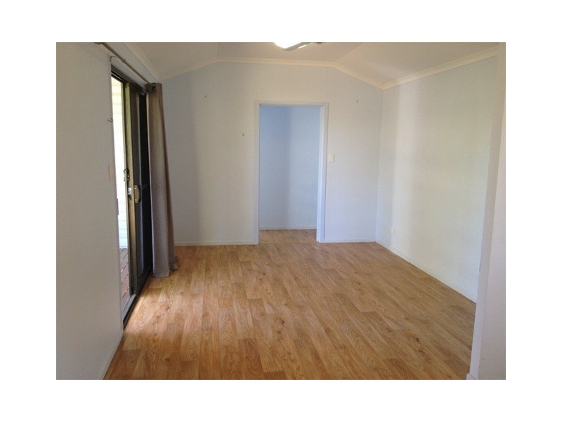 8 Pandanus Street, Blackwater QLD 4717