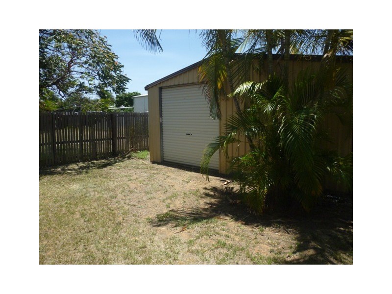 21 Bottletree Avenue, Blackwater QLD 4717