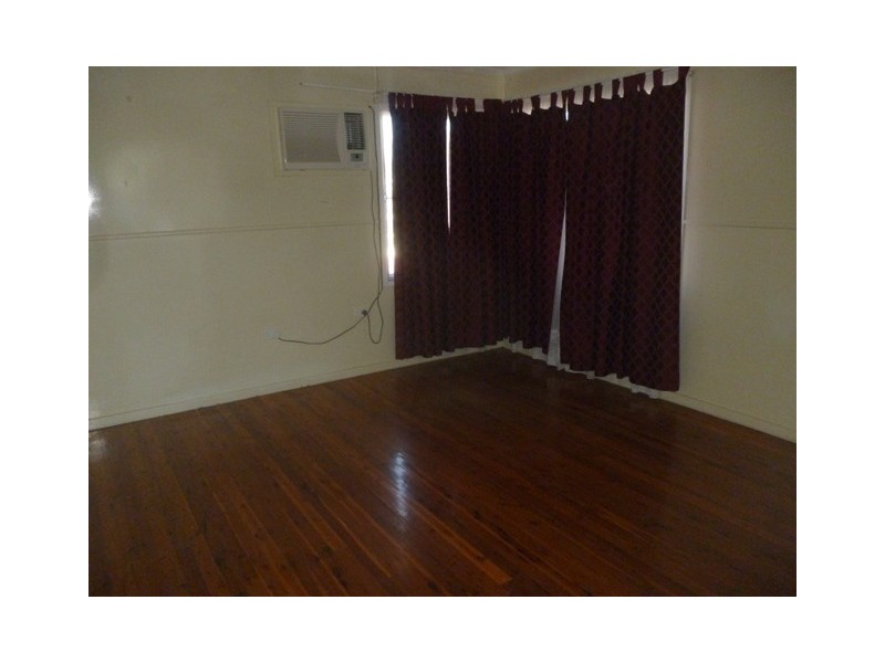 28 Sandalwood Street, Blackwater QLD 4717