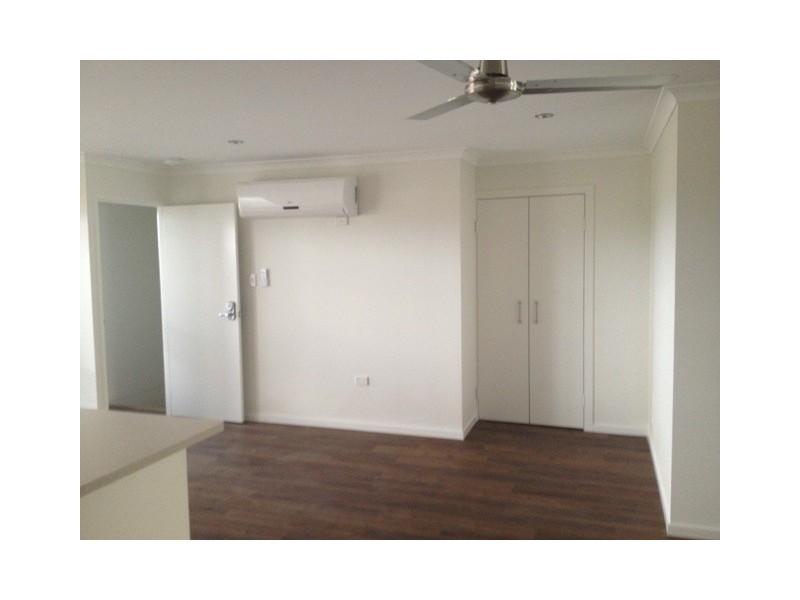 2/17-19 Sandalwood, Blackwater QLD 4717