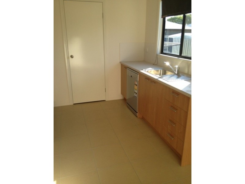 5 Maple Street, Blackwater QLD 4717