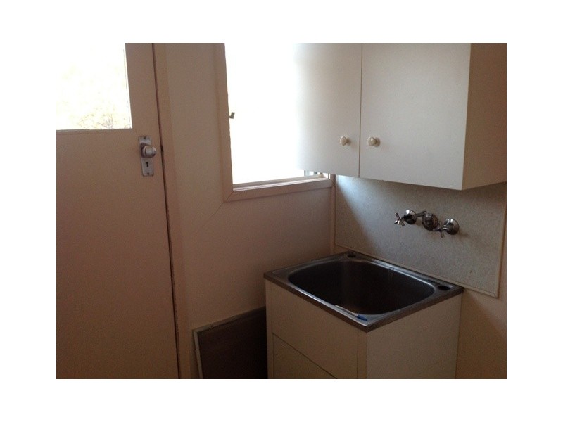 7  Oak Street, Blackwater QLD 4717