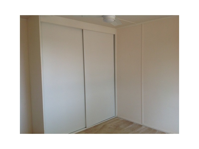 7  Oak Street, Blackwater QLD 4717