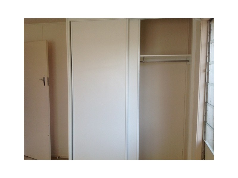 7  Oak Street, Blackwater QLD 4717