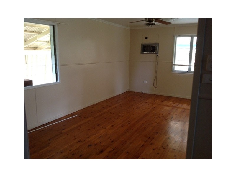 12 Fay Street, Blackwater QLD 4717