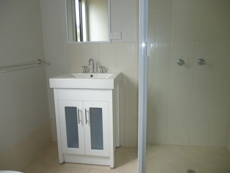 28 Gum Street, Blackwater QLD 4717