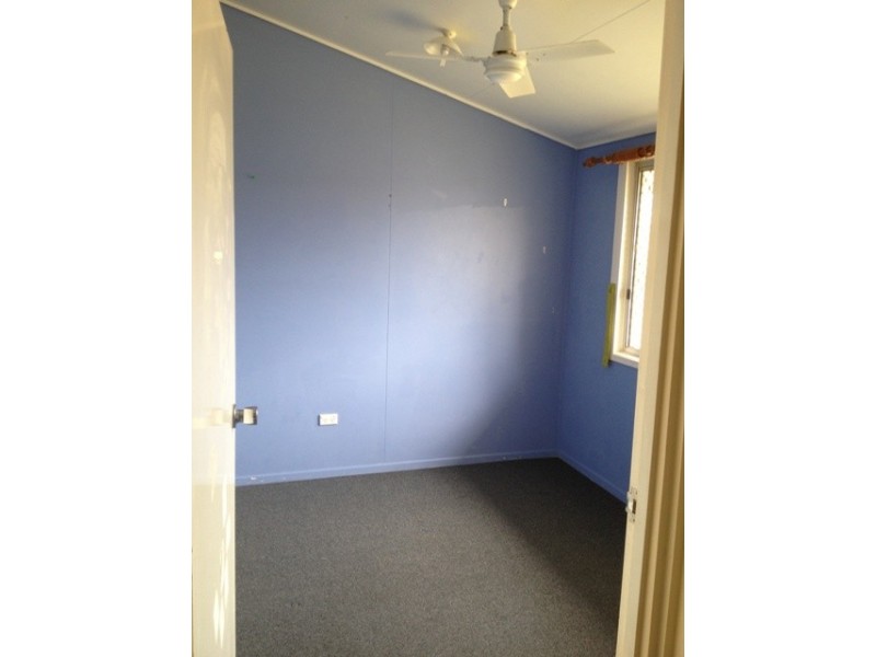 35 Stower Street, Blackwater QLD 4717