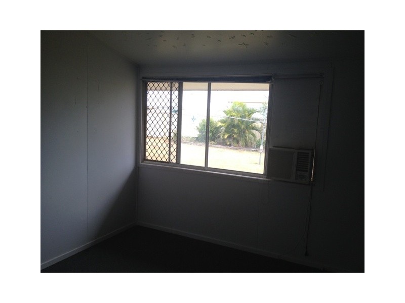 35 Stower Street, Blackwater QLD 4717