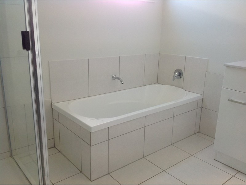 66b Hibiscus Street, Blackwater QLD 4717