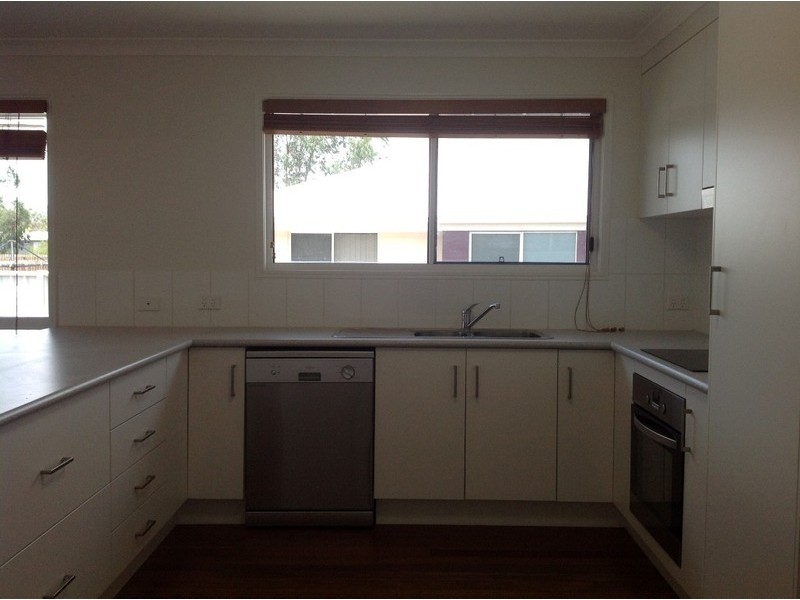 66b Hibiscus Street, Blackwater QLD 4717