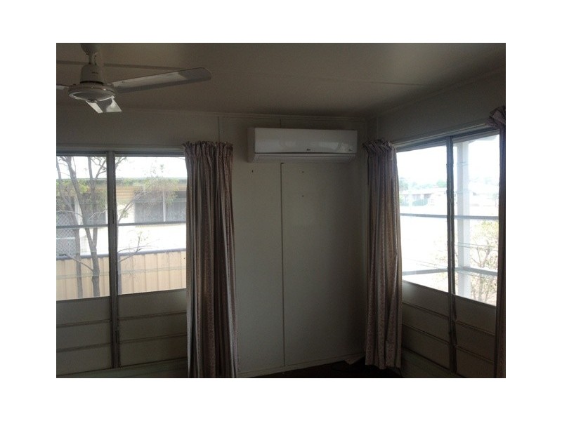 40 Littlefield Street, Blackwater QLD 4717