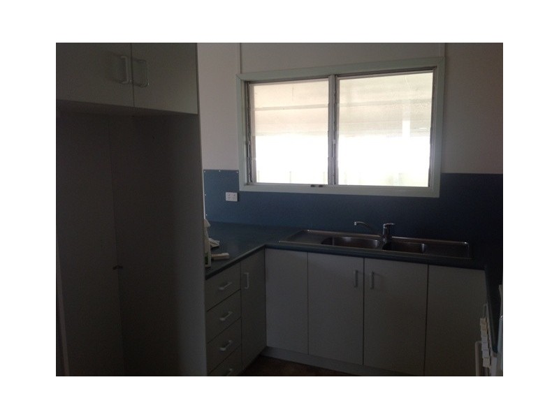 40 Littlefield Street, Blackwater QLD 4717