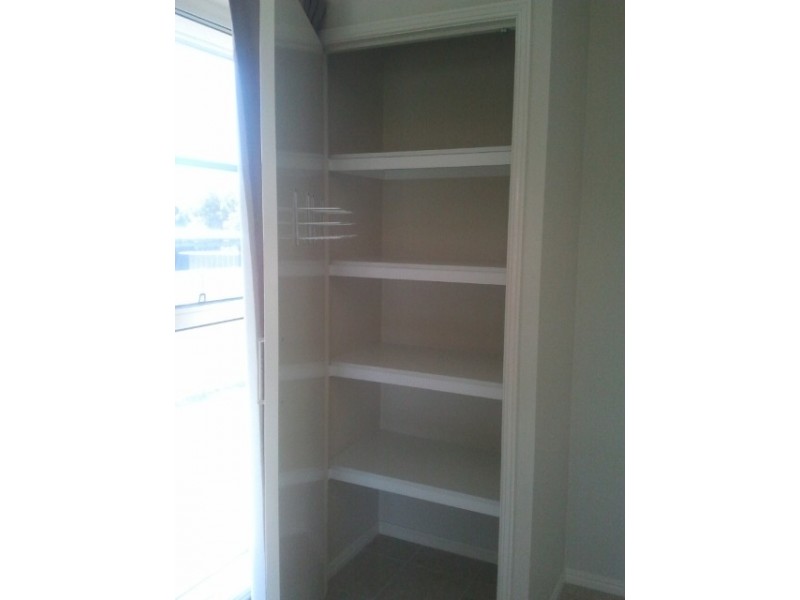 22 Wattle Street, Blackwater QLD 4717