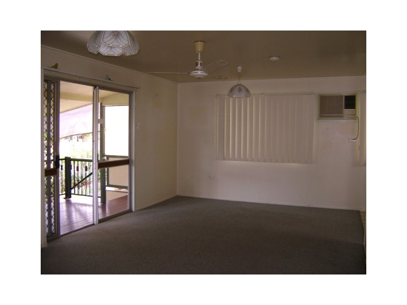 12 Fern Street, Blackwater QLD 4717