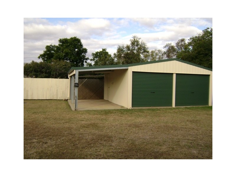 12 Fern Street, Blackwater QLD 4717