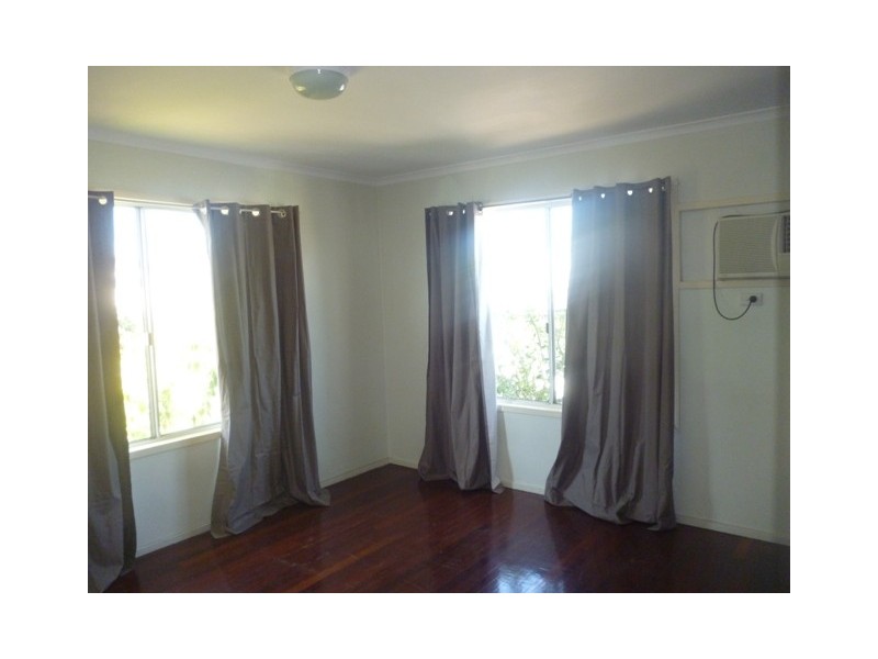 9 Blackbutt Street, Blackwater QLD 4717