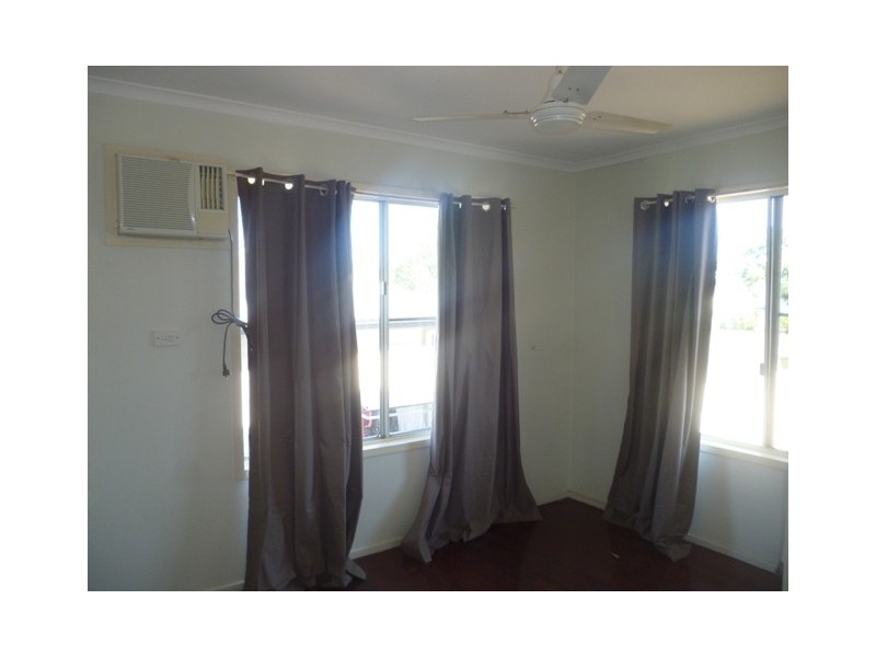 9 Blackbutt Street, Blackwater QLD 4717