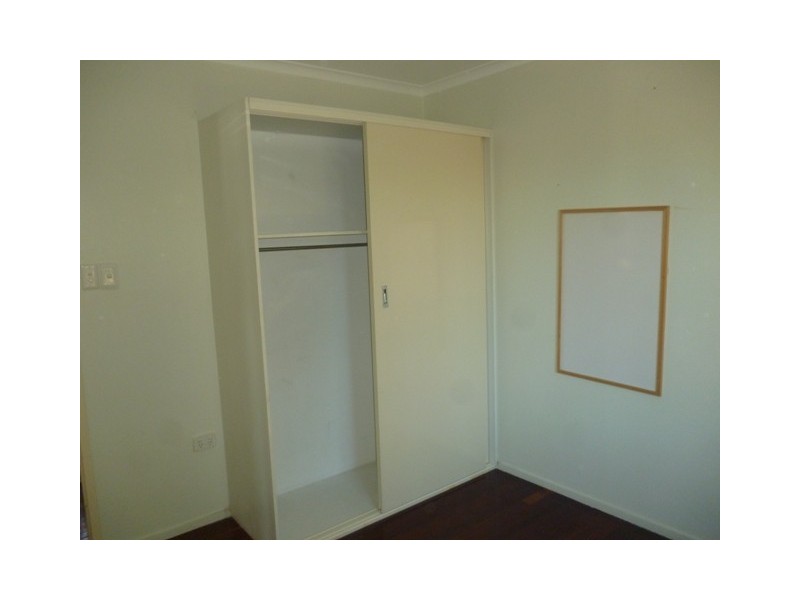 9 Blackbutt Street, Blackwater QLD 4717