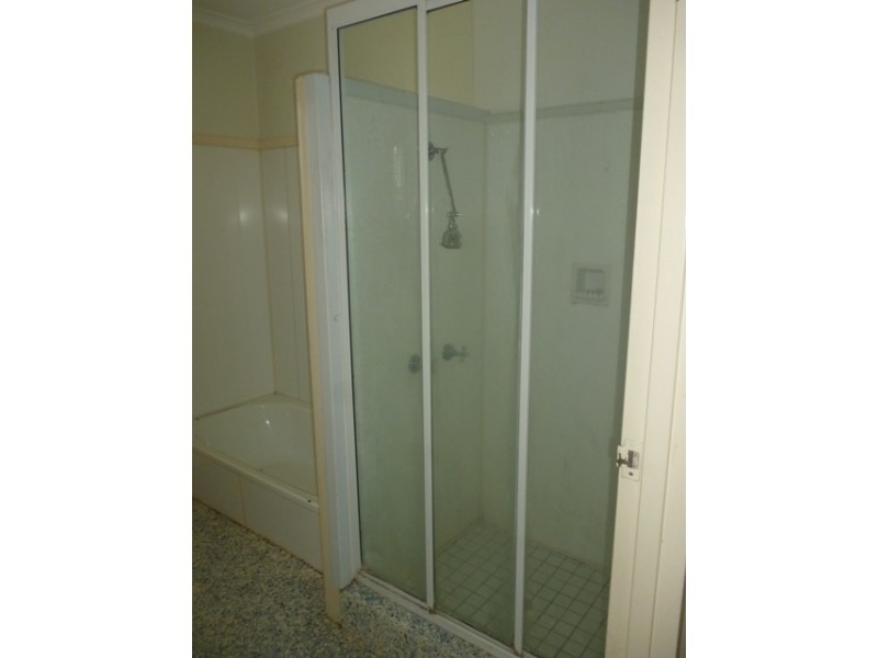 9 Blackbutt Street, Blackwater QLD 4717