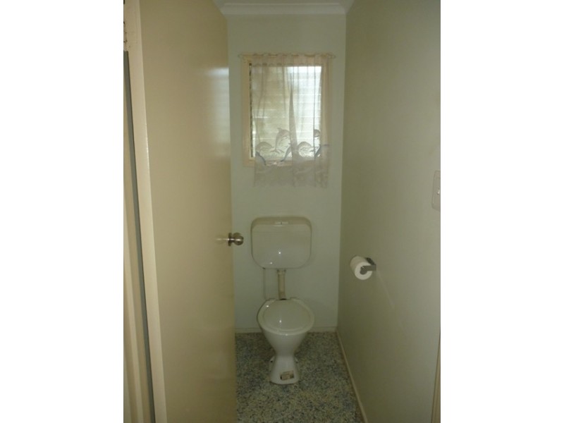 9 Blackbutt Street, Blackwater QLD 4717