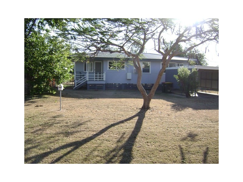 14 Sandalwood Street, Blackwater QLD 4717