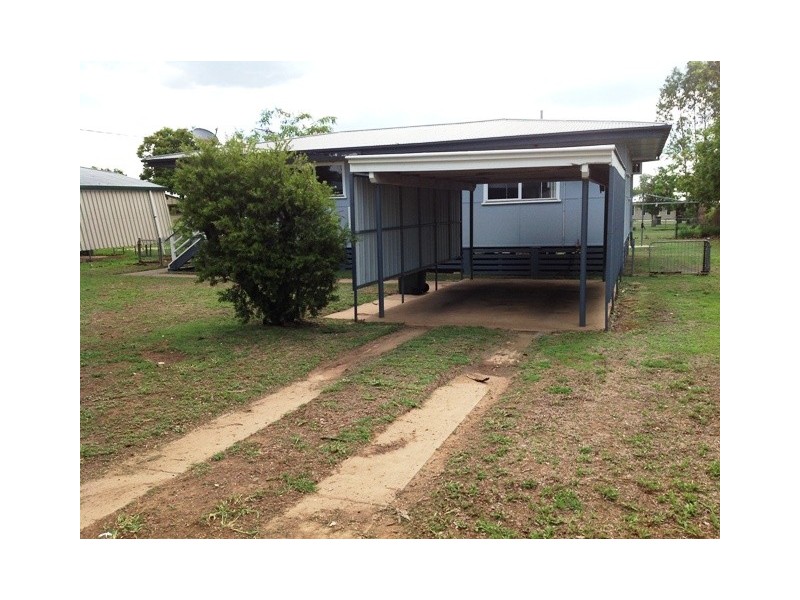 14 Sandalwood Street, Blackwater QLD 4717