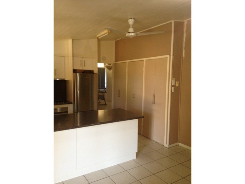 50 Stower Street, Blackwater QLD 4717