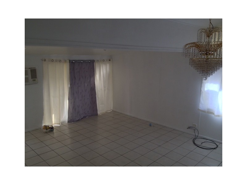 50 Stower Street, Blackwater QLD 4717