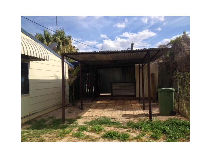 50 Stower Street, Blackwater QLD 4717