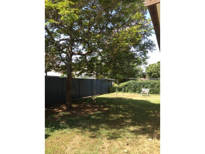 50 Stower Street, Blackwater QLD 4717