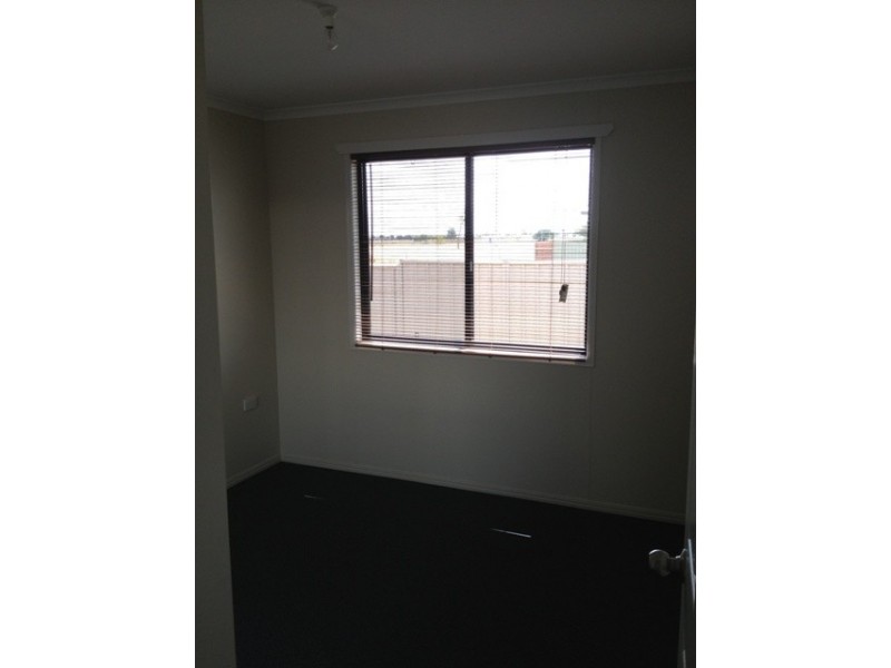 1A Summer Red Court, Blackwater QLD 4717