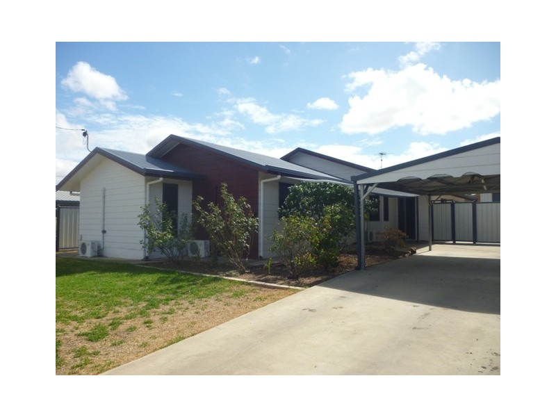 1A Long Street, Blackwater QLD 4717