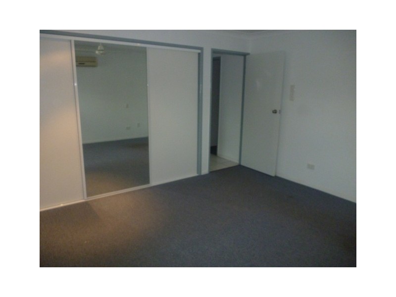 1A Long Street, Blackwater QLD 4717