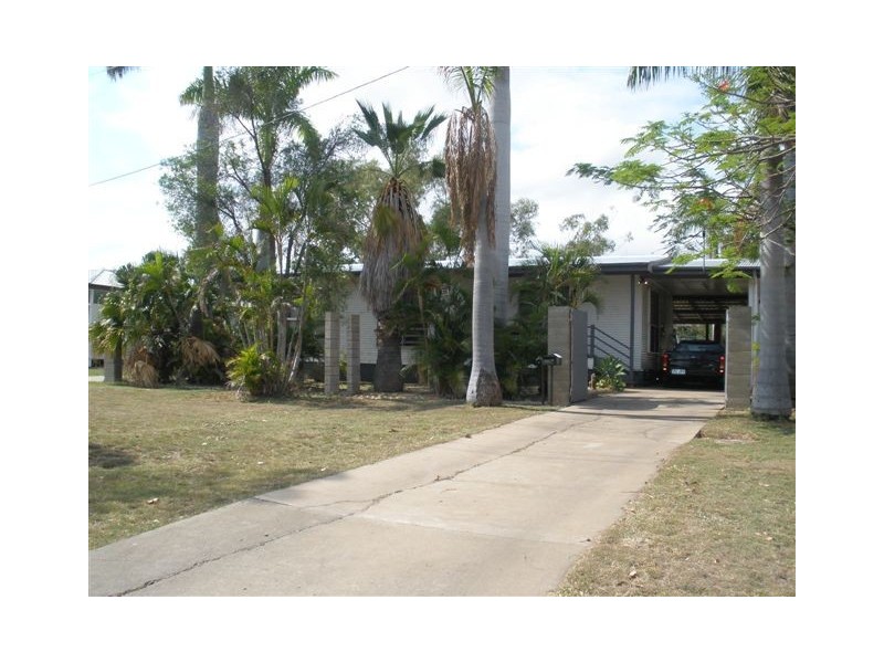 17 Rufus Street, Blackwater QLD 4717