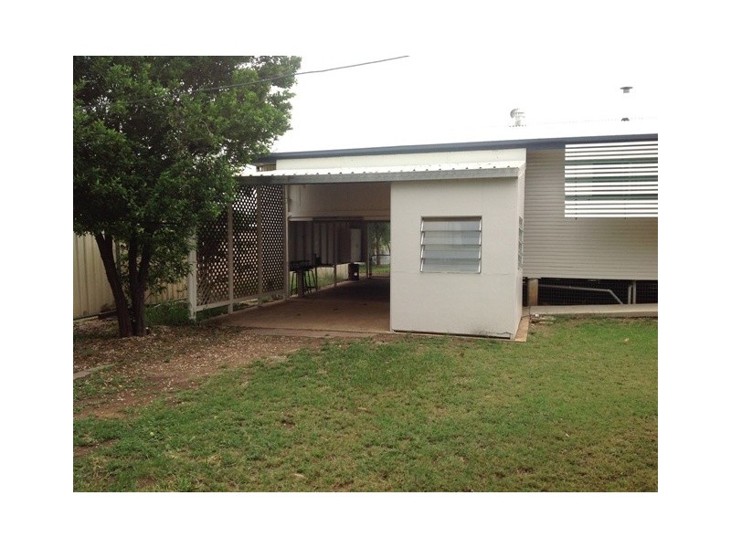 68 Littlefield Street, Blackwater QLD 4717