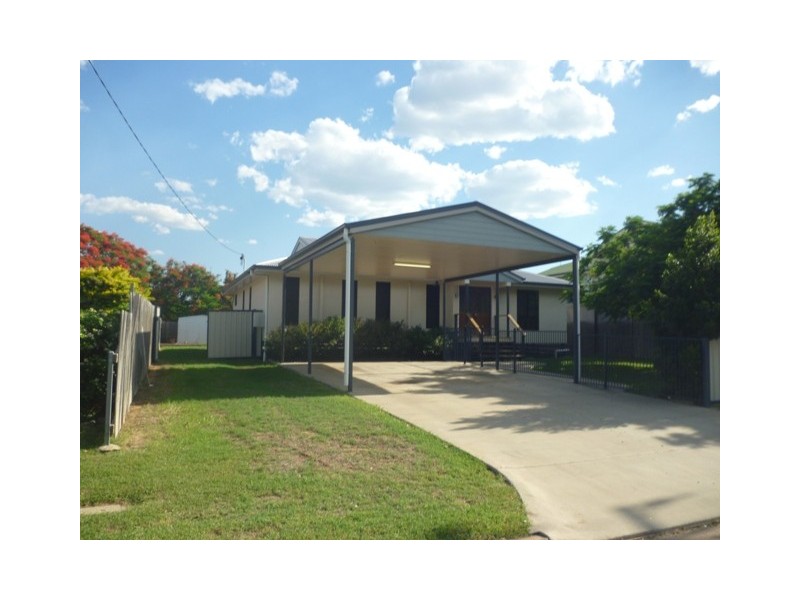 5 Elm Street, Blackwater QLD 4717
