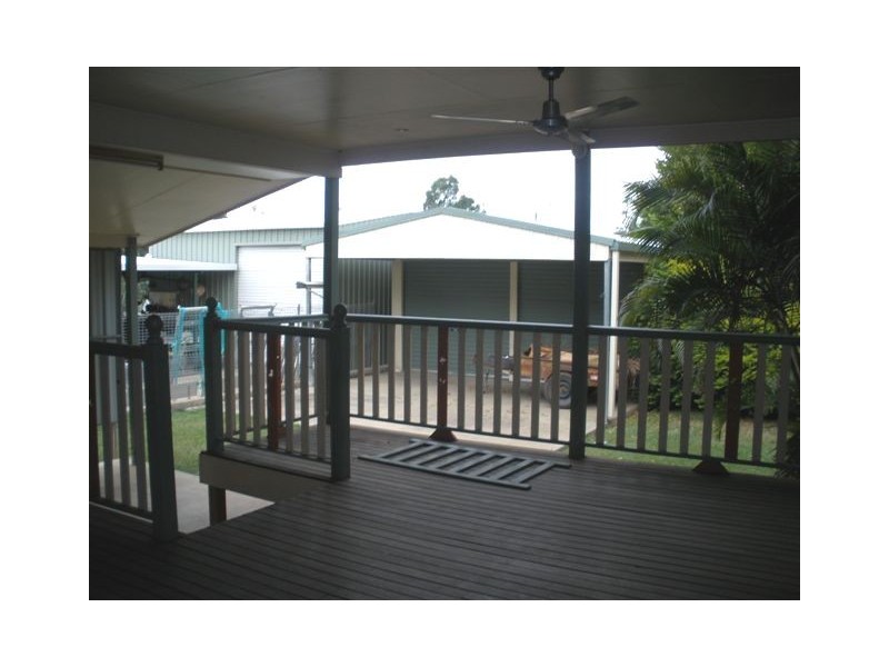 21 Bendee Crescent, Blackwater QLD 4717