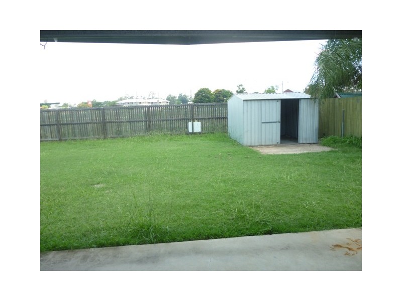 11 ADAMS, Blackwater QLD 4717
