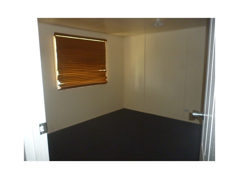 11 ADAMS, Blackwater QLD 4717