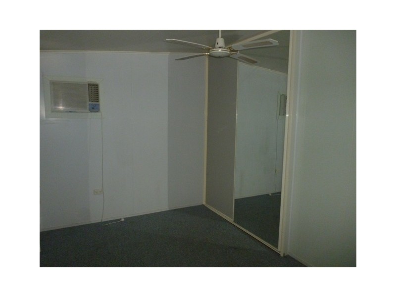11 ADAMS, Blackwater QLD 4717
