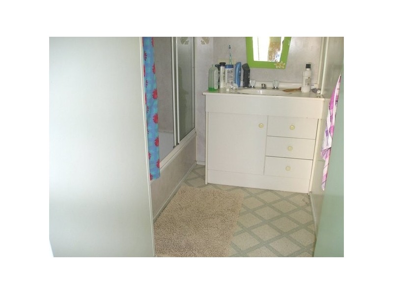 19 Evans, Blackwater QLD 4717