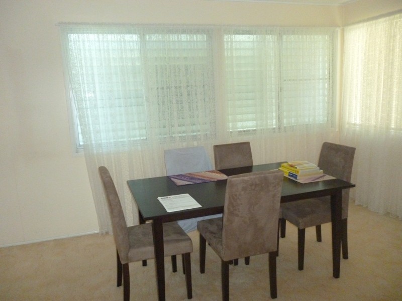 16 Stower Street, Blackwater QLD 4717