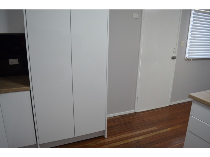 14 Bean Street, Blackwater QLD 4717