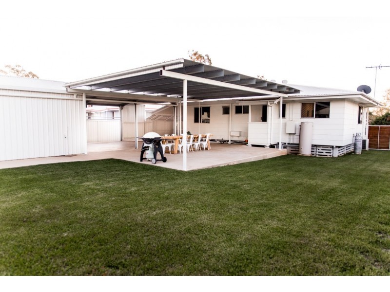49 Wattle Street, Blackwater QLD 4717