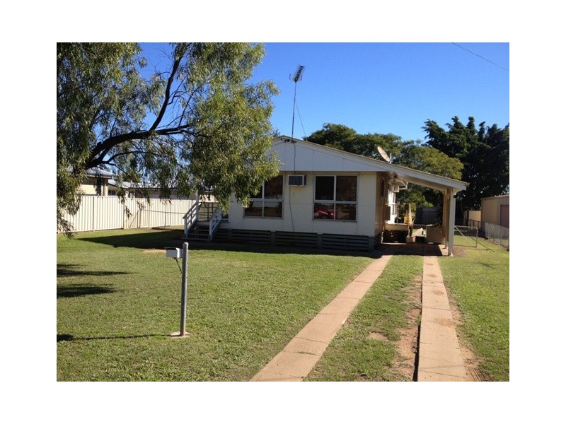 16 Bauhinia Street, Blackwater QLD 4717