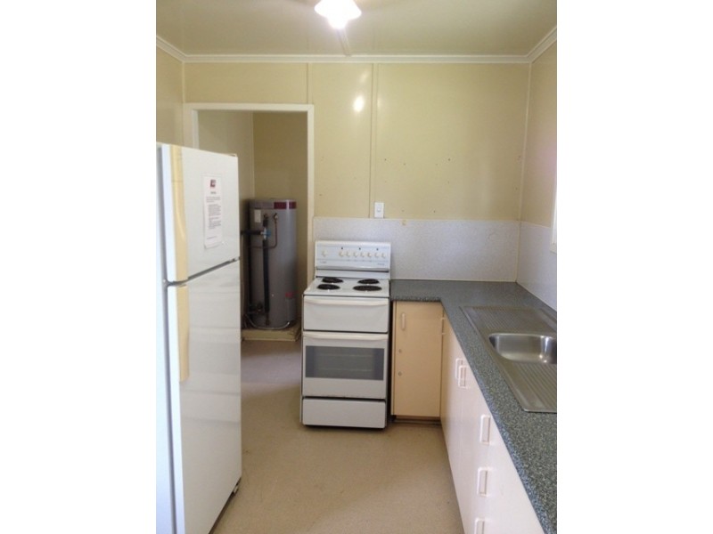 16 Bauhinia Street, Blackwater QLD 4717